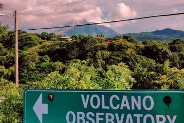 This way to Volcano Observatory