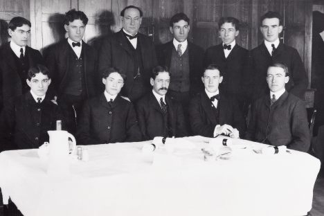 Food Testing in 1902 Featured a Bow Tie-Clad 'Poison Squad' Eating Plates of Acid