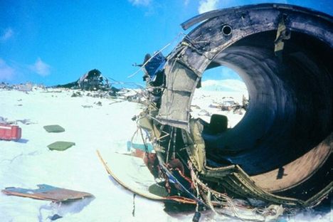 Morbid Monday: Air New Zealand Flight 901 vs. the Volcano