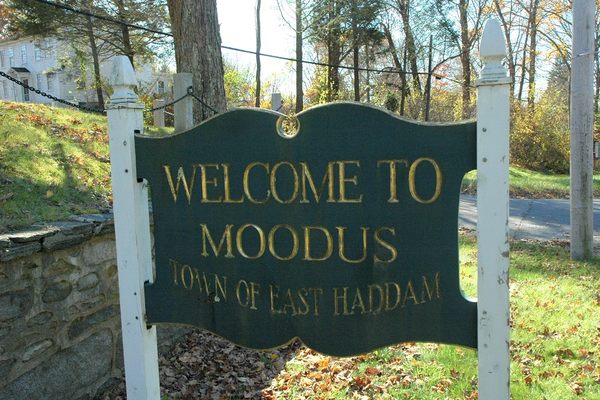 Welcome to Moodus