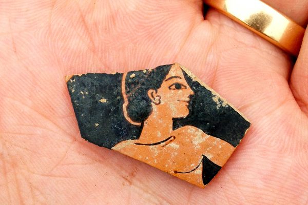 A piece of pottery dating to the late 6th century B.C.