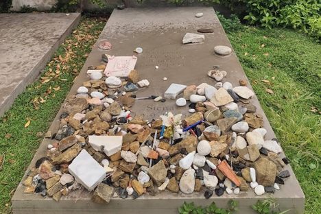 Italo Calvino’s Grave