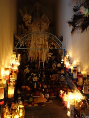 Templo Santa Muerte – Los Angeles, California - Atlas Obscura