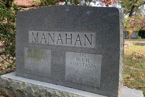 Headstone of Anna Anderson