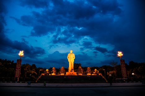 The statue at night.
