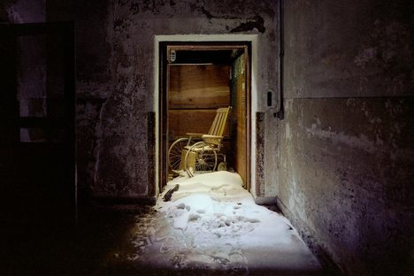 A Photographer Finds the Ghost of Woody Guthrie in an Abandoned Asylum