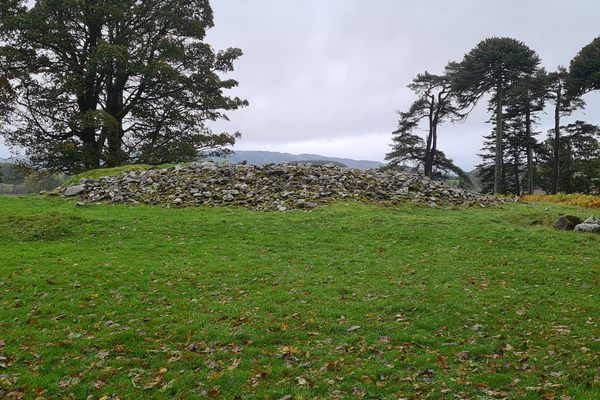 The cairn from the entrance opposite the car park