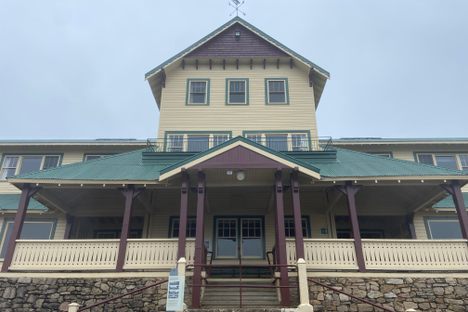 Mount Buffalo Chalet