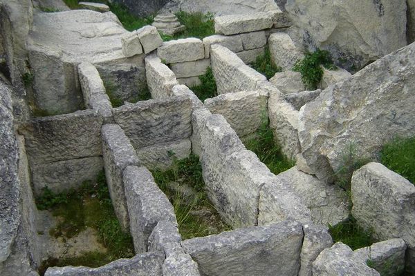 The Tombs of the Rulers