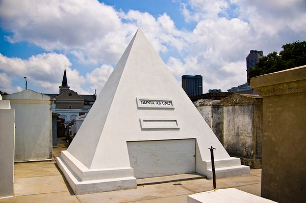 Nicolas Cage's Pyramid Tomb – New Orleans, Louisiana - Atlas Obscura