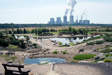 Nochten Boulder Park, on the site of an old open-cast coal mine, is one of the newly created landscapes in the Lausitzer Seenland. 