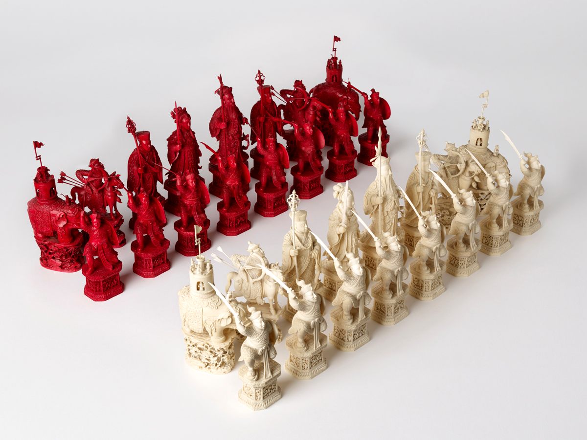 Unique chess set