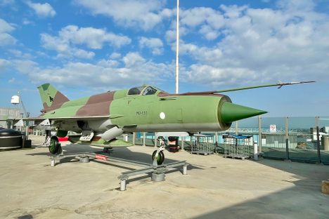 MiG-21 BIS on Verkkokauppa 