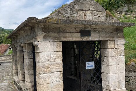 Jajce Catacombs