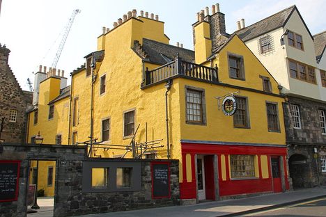 The Museum of Edinbugh, Huntly House.