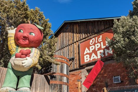 Old Apple Barn