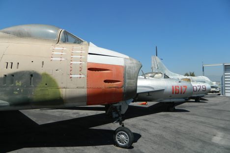 Early jet parking.