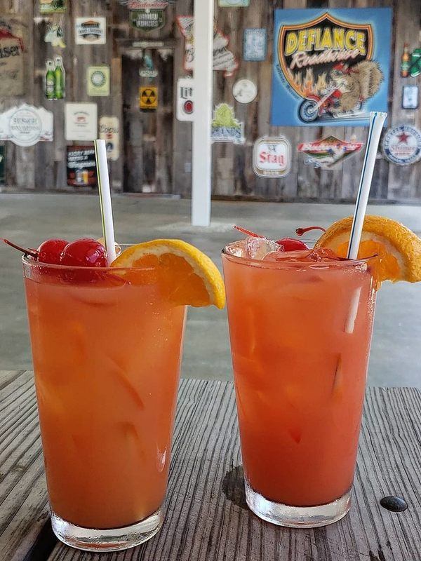 At Defiance Roadhouse, it's bottoms up.