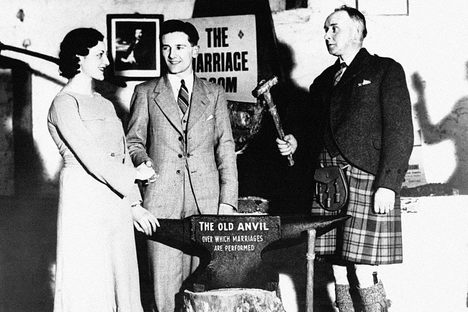 For 200 Years, Secret 'Anvil Weddings' Were Performed by Blacksmiths in the U.K.