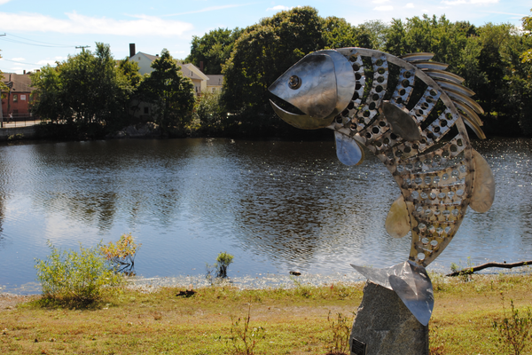 Largemouth Bass Sculpture 