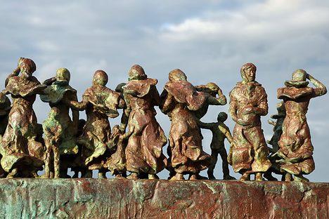 Detail of "Widows and Bairns" at Eyemouth.