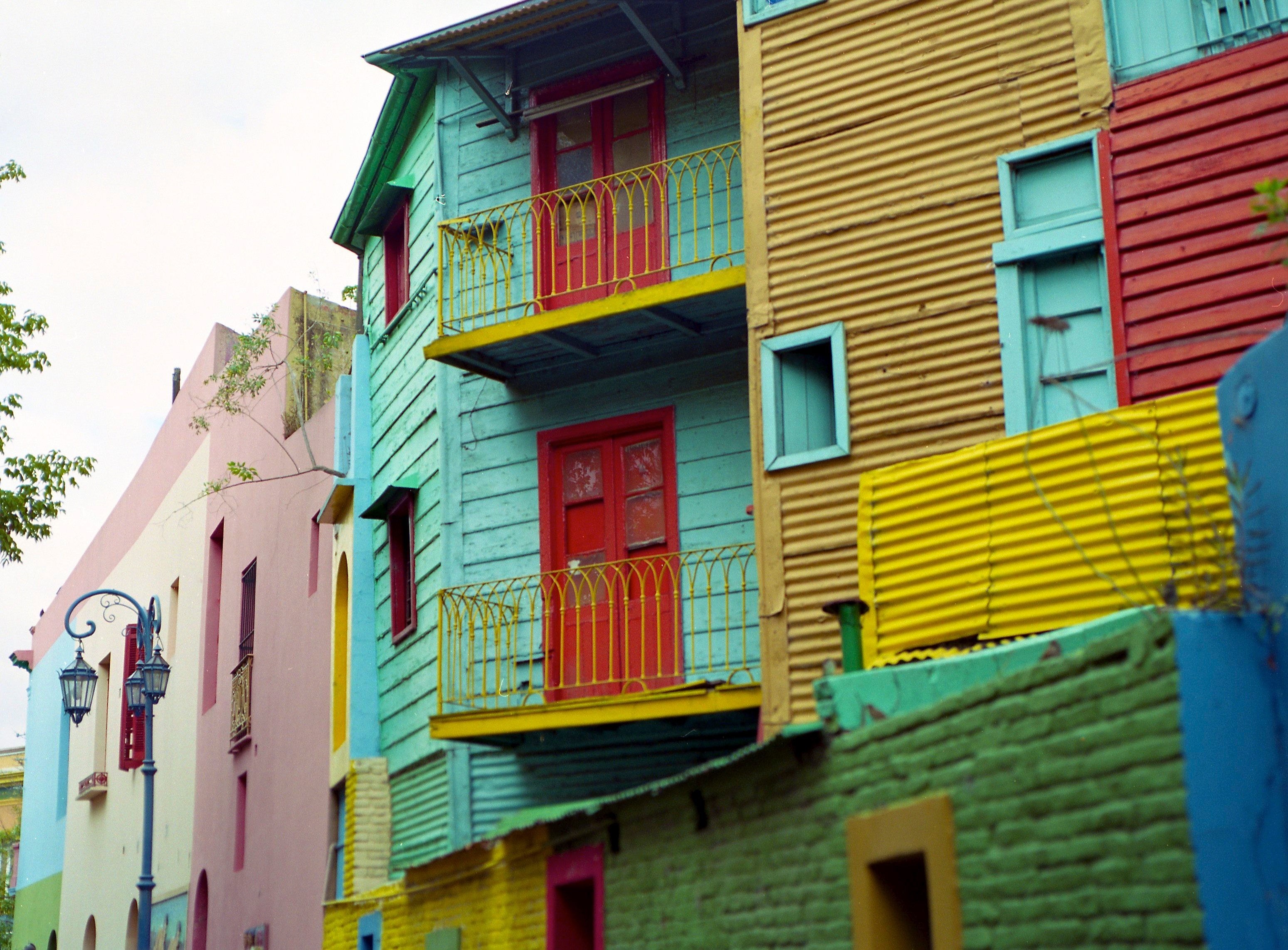 Quinquela Martín's paint is kept up.