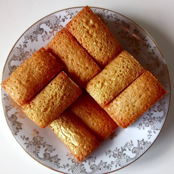 Go for gold when you play around with this financiers recipe