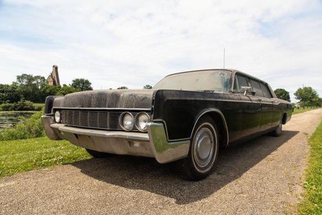 A royal chariot...