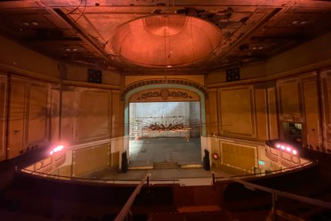From the gallery of the Victoria Theatre.