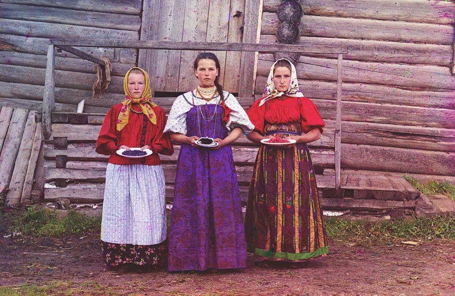 Three young women near the town of Kirillov. 