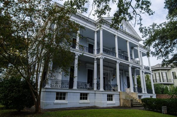 Buckner Mansion – New Orleans, Louisiana - Atlas Obscura