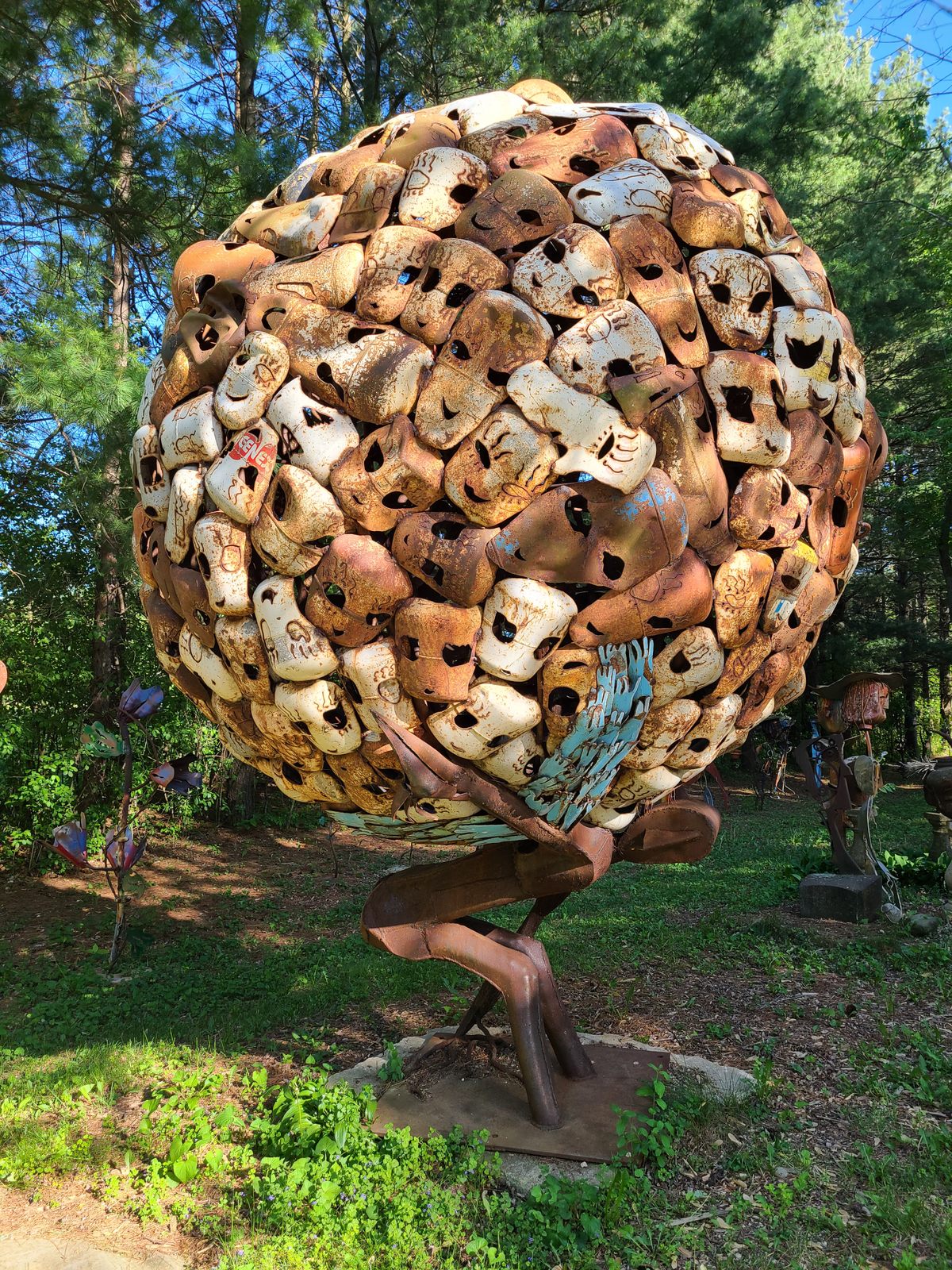 Colgate Wi Bobrowitz Spectacular Sculpture – Colgate, Wisconsin - Atlas Obscura