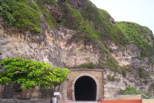 Entrance to the tunnel