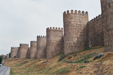 The medieval walls of Ávila.