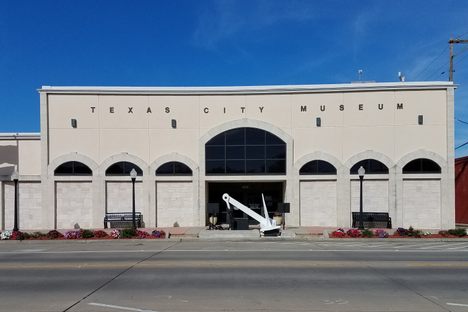 The museum exterior.