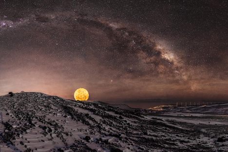 The night sky in June 2016, over McMurdo Station. 