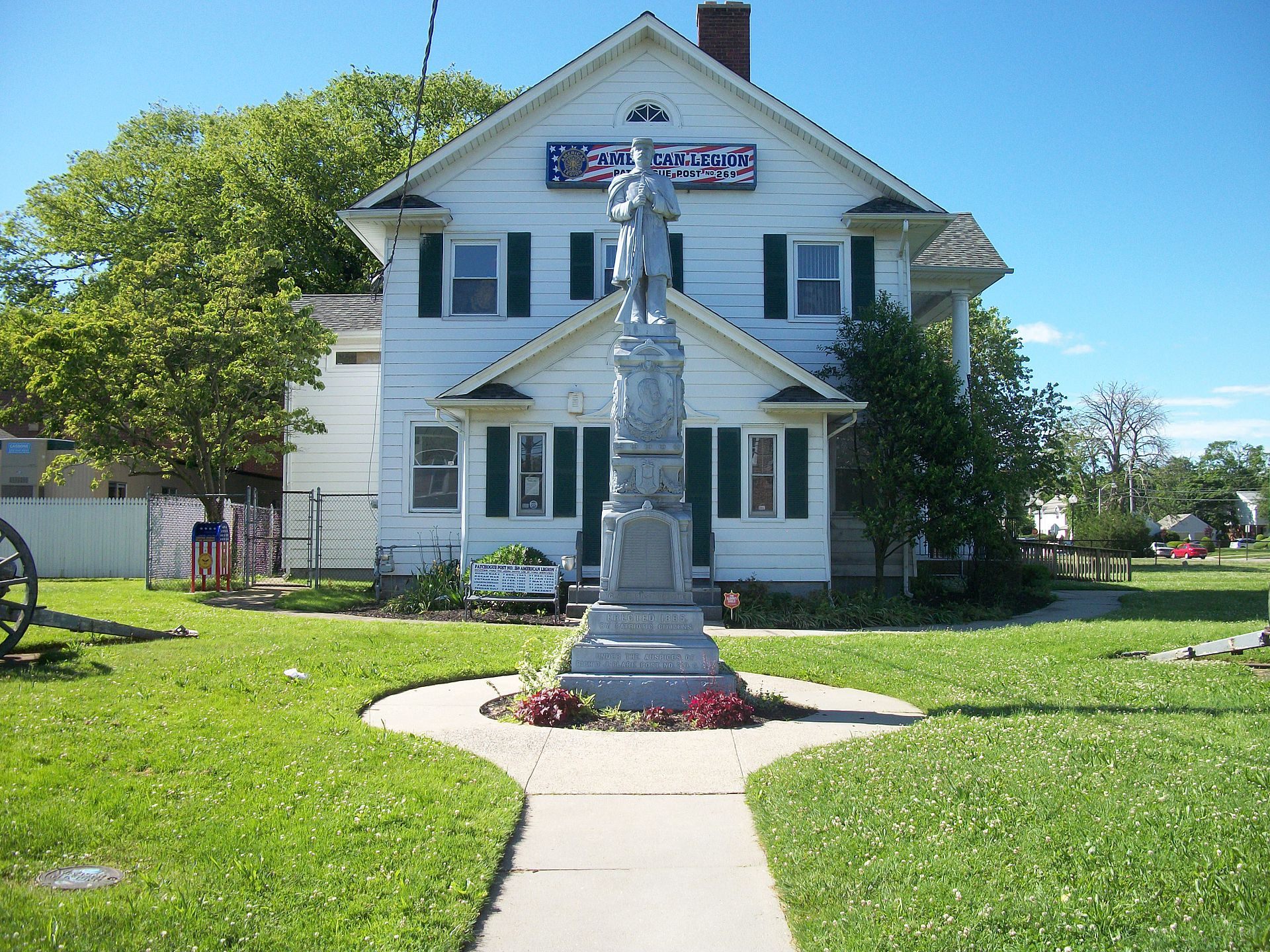 A Union monument by Monumental Bronze Co., erected in Patchogue, New York in 1885.