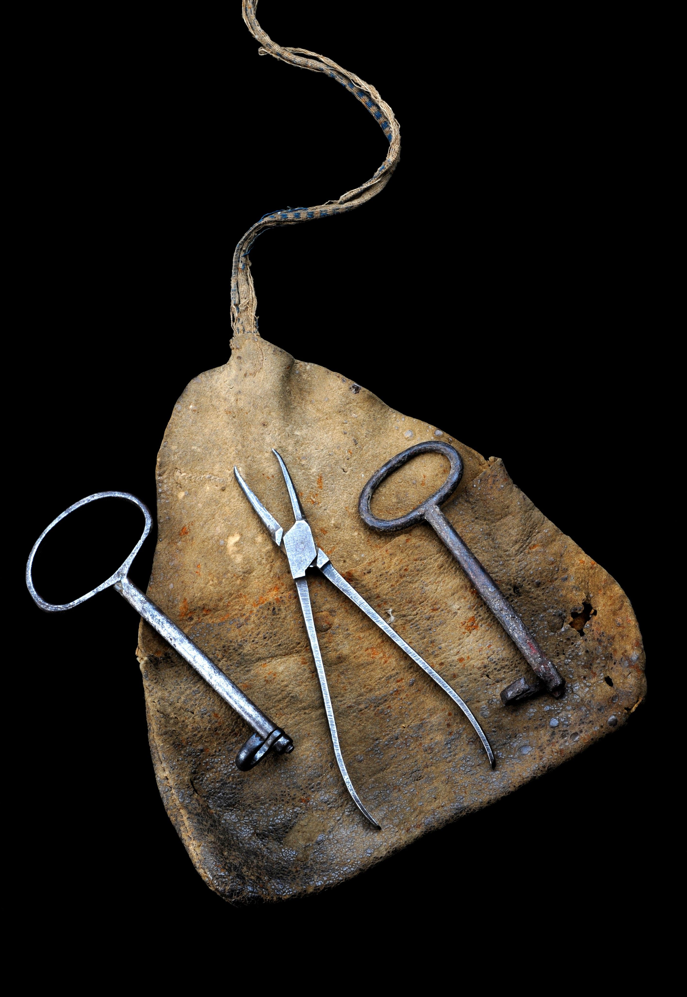It's not fun to imagine these 19th-century dental keys or forceps rooting around in your mouth.