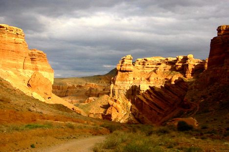 Charyn Canyon