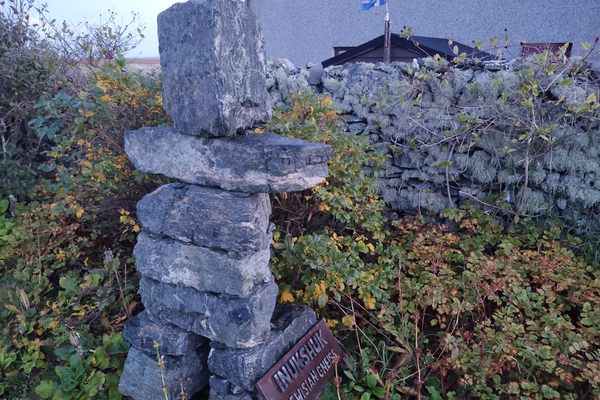 Lewisian gneiss inukshuk.
