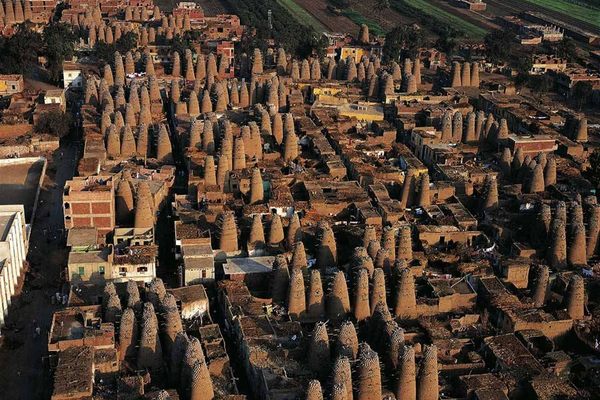 Hundreds of dovecotes in the streets of Mit Gahmr