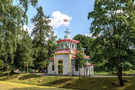 Creaking Pavilion