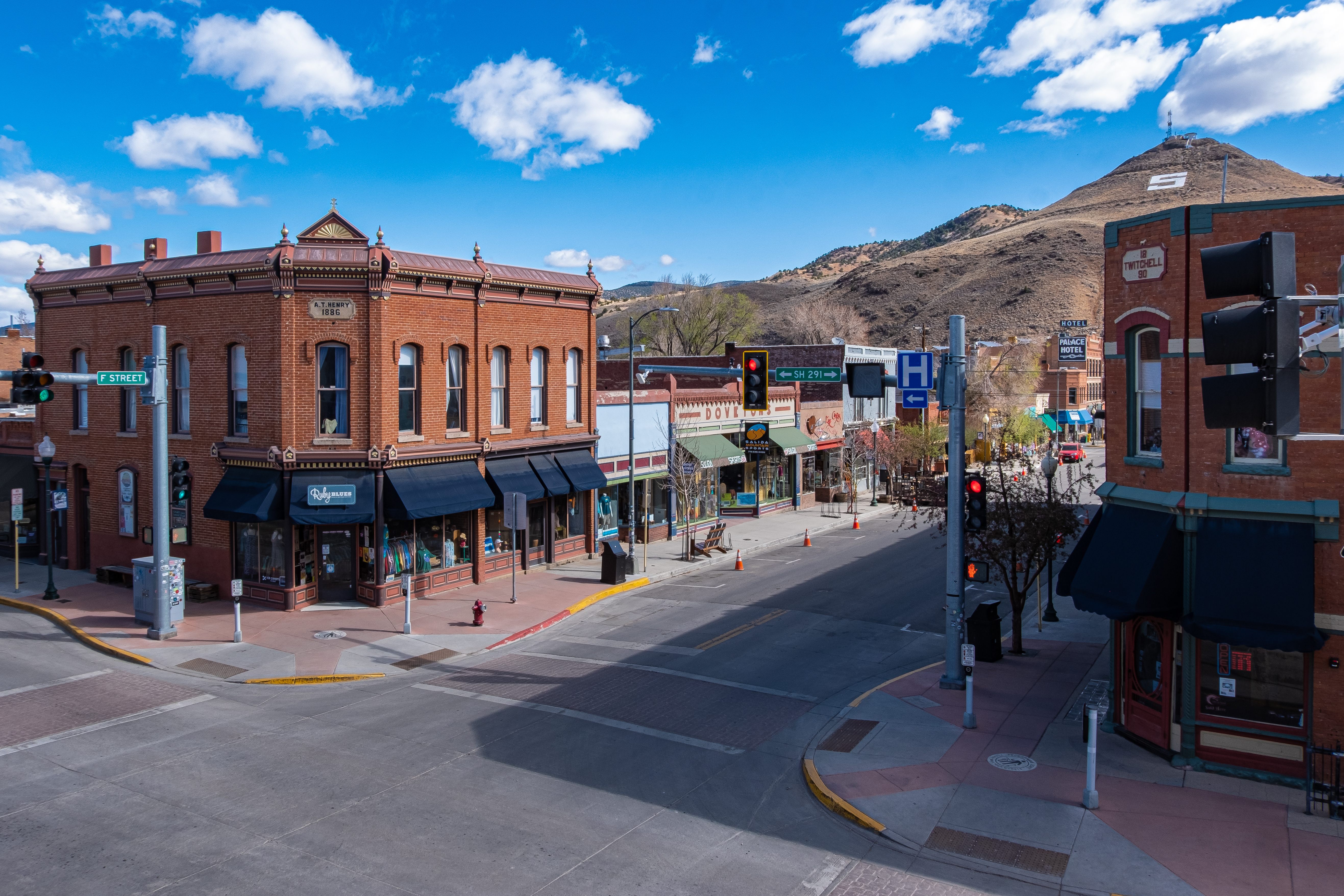 Salida is a charming former mining town which at one point boasted six smelting furnaces and served all mines in a 50-mile radius. 