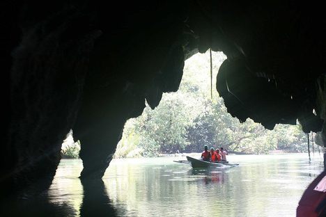 Puerto Princesa Subterranean River