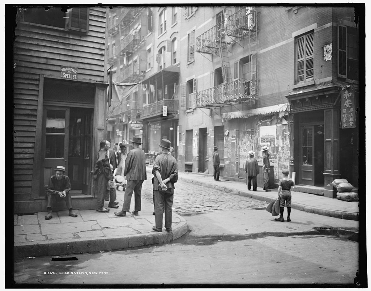 A 1900 photograph of Chinatown.
