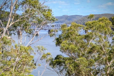 Sydney:Newcastle rail bridge from Dangar