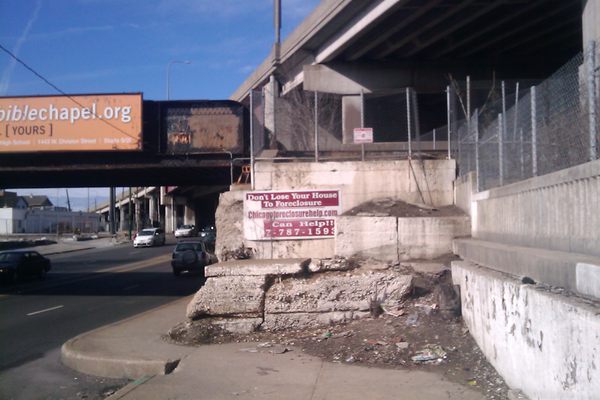 Ashland st. Entrance at Walsh Park.