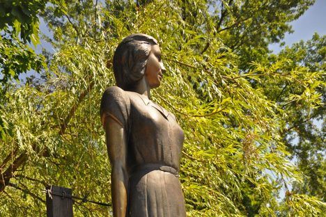 The Tatyana Markus memorial.