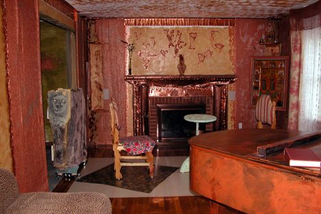 The Viral Real Estate Ad Featuring World's Most Horrifying Interior Design is an Art Project