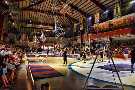 Peru's young circus performers are descendants of acrobats and lion tamers.